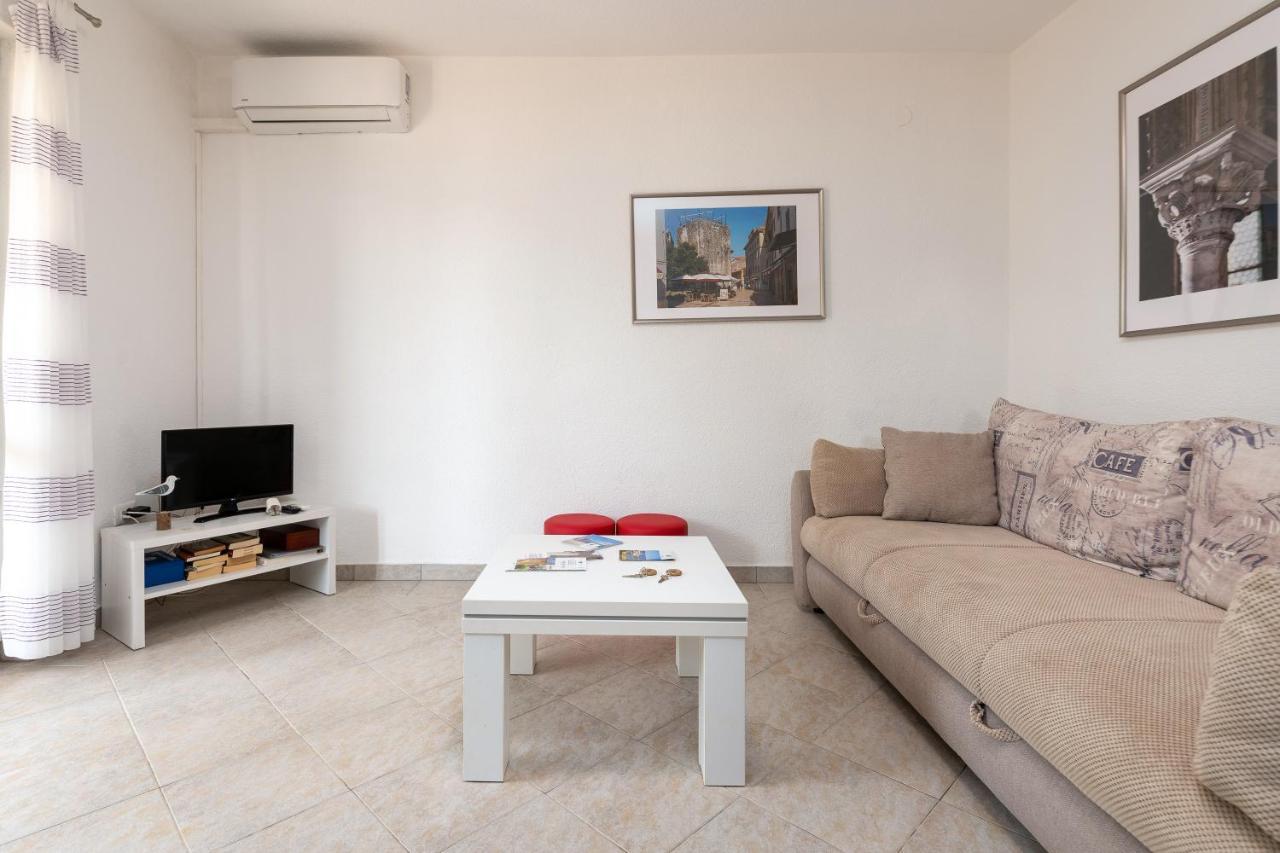 Apartments Oliva Porec Exterior photo