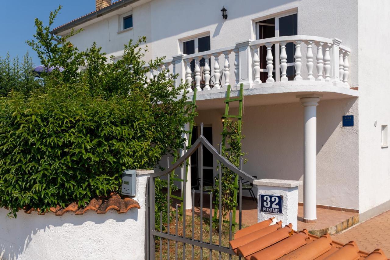 Apartments Oliva Porec Exterior photo